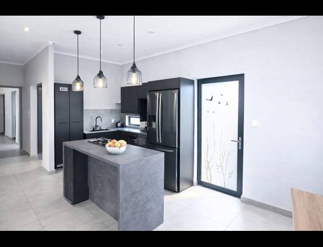 3 BEDROOM FREEHOLD FOR SALE IN ZANDSPRUIT